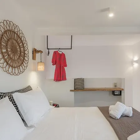 Elements Of Milos 3* Mytakas